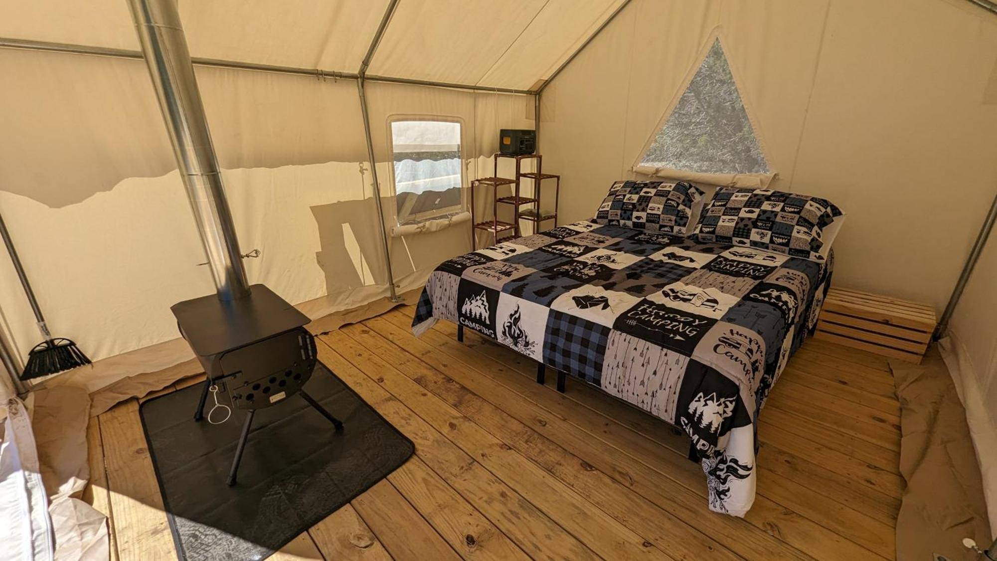 A Peace Of Heaven Cabins And Rv Vanderpool 외부 사진