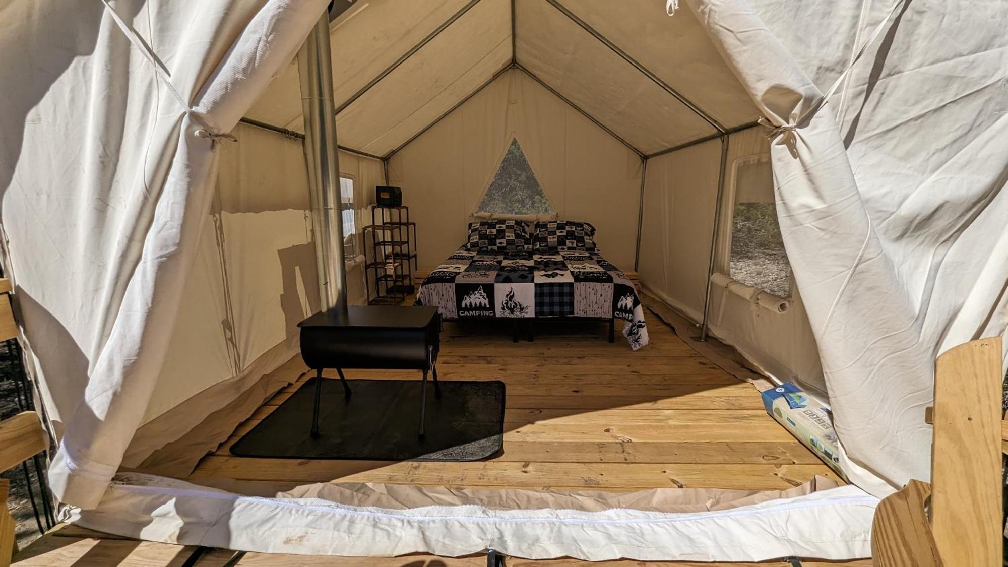 A Peace Of Heaven Cabins And Rv Vanderpool 외부 사진